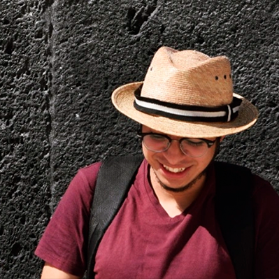 Foto de Miembro del Equipo 2